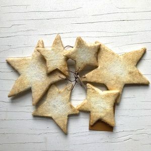 6 Ragon House Felt Stars